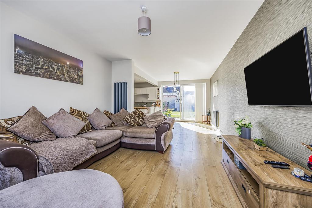 2 Wesley Grove, Copnor-Portico Marketing-Sold By-21.