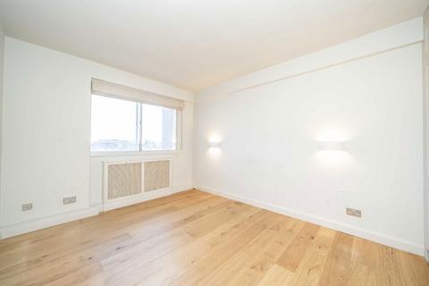3 bedroom flat to rent, Warwick Gardens, London W14
