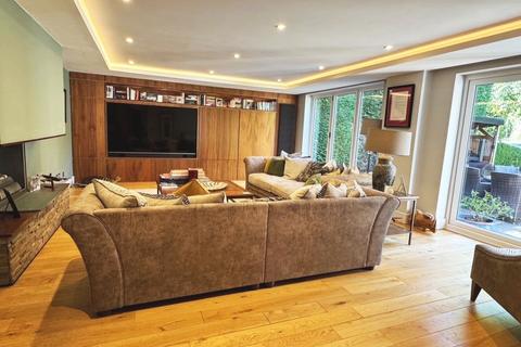 4 bedroom detached house for sale, Luddington Avenue, Virginia Water, Surrey, GU25