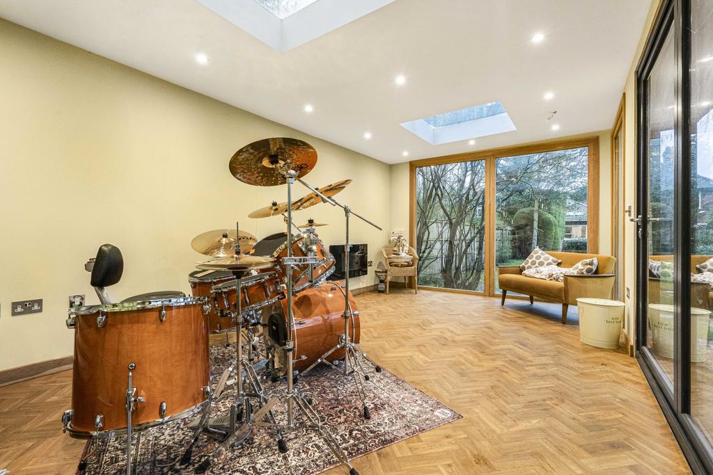 Drums