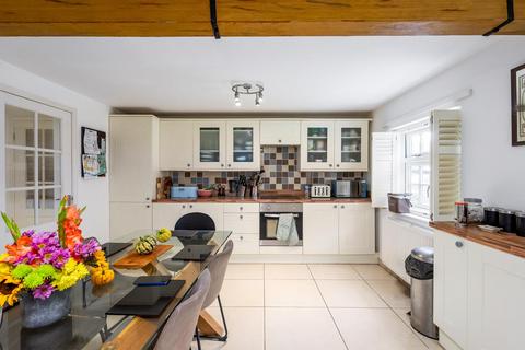 undefined, Taylor Lane, Holmpton