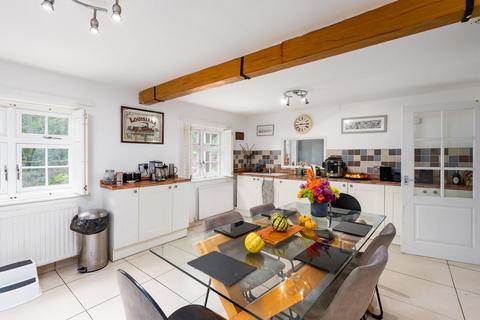 undefined, Taylor Lane, Holmpton
