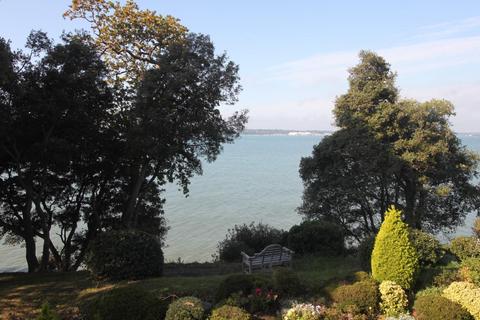 3 bedroom apartment for sale, Victoria Road, Netley Abbey, Southampton