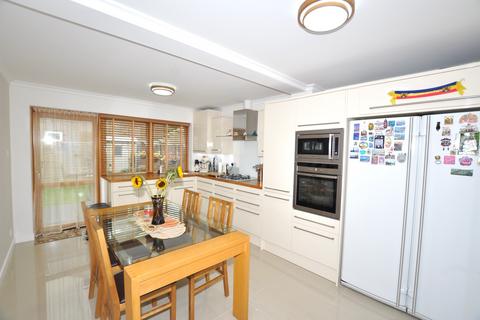 3 bedroom terraced house for sale, Horsecroft Road, Edgware HA8