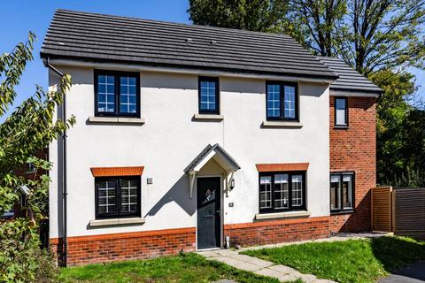 4 bedroom house for sale - Mining School Close, Newport NP11