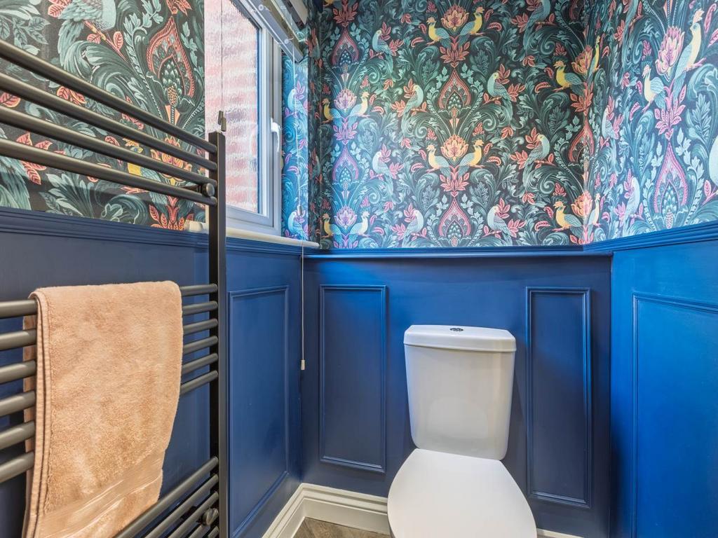 Ground floor wc 2