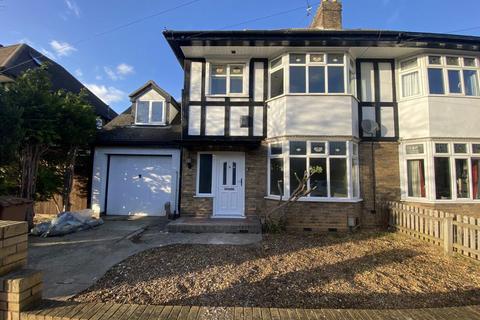 1 bedroom in a house share to rent, Thorpe Park Road, Peterborough, PE3 6LG