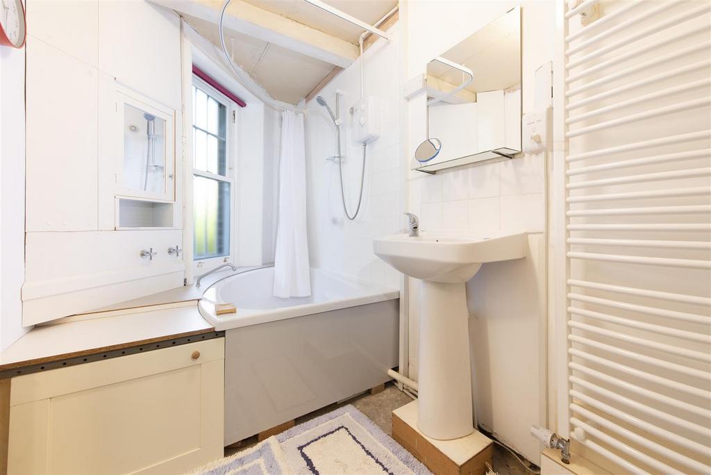 53372 Hi res (2).jpg