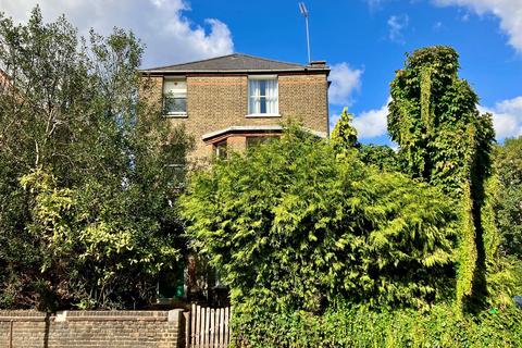 Carleton Rd