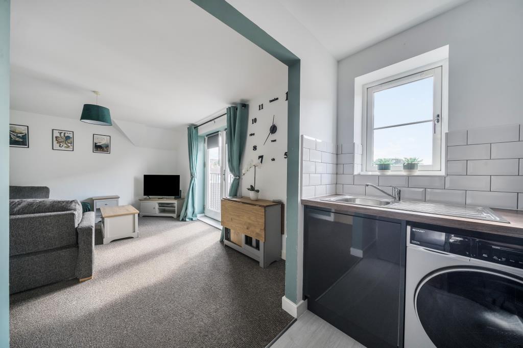 Kitchen / Reception