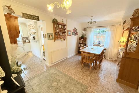 3 Castle Lane, Gravesend, DA12 4TG