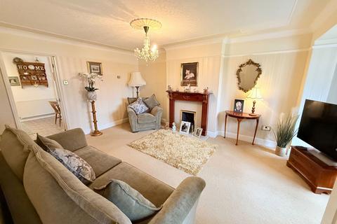 3 Castle Lane, Gravesend, DA12 4TG
