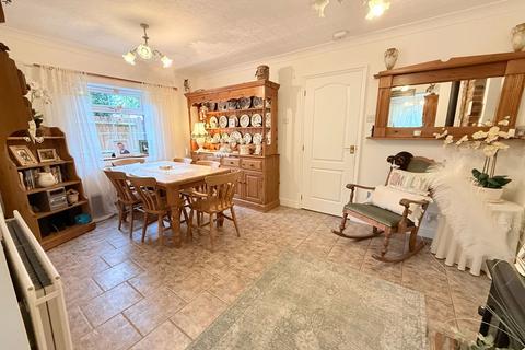 3 Castle Lane, Gravesend, DA12 4TG