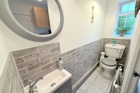 3 Castle Lane, Gravesend, DA12 4TG