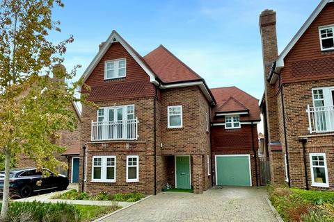 undefined, Pyestock Way, FLEET GU51