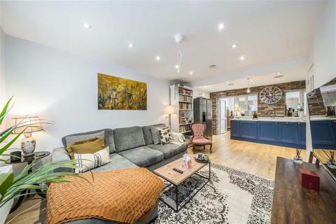 undefined, Amblecote Meadows, London SE12