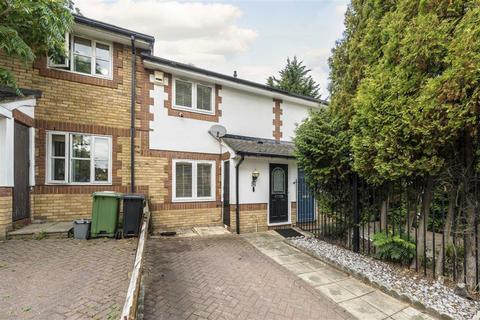 3 Amblecote Meadows, London, SE12 9TA