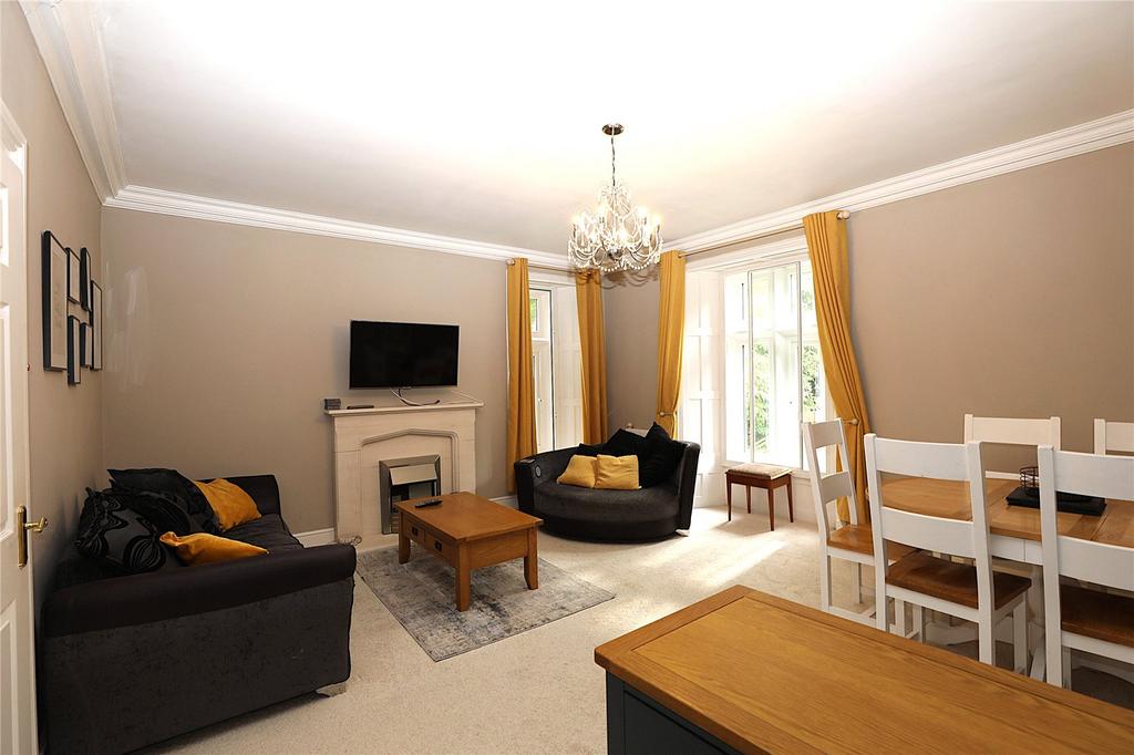 Living/Dining Room