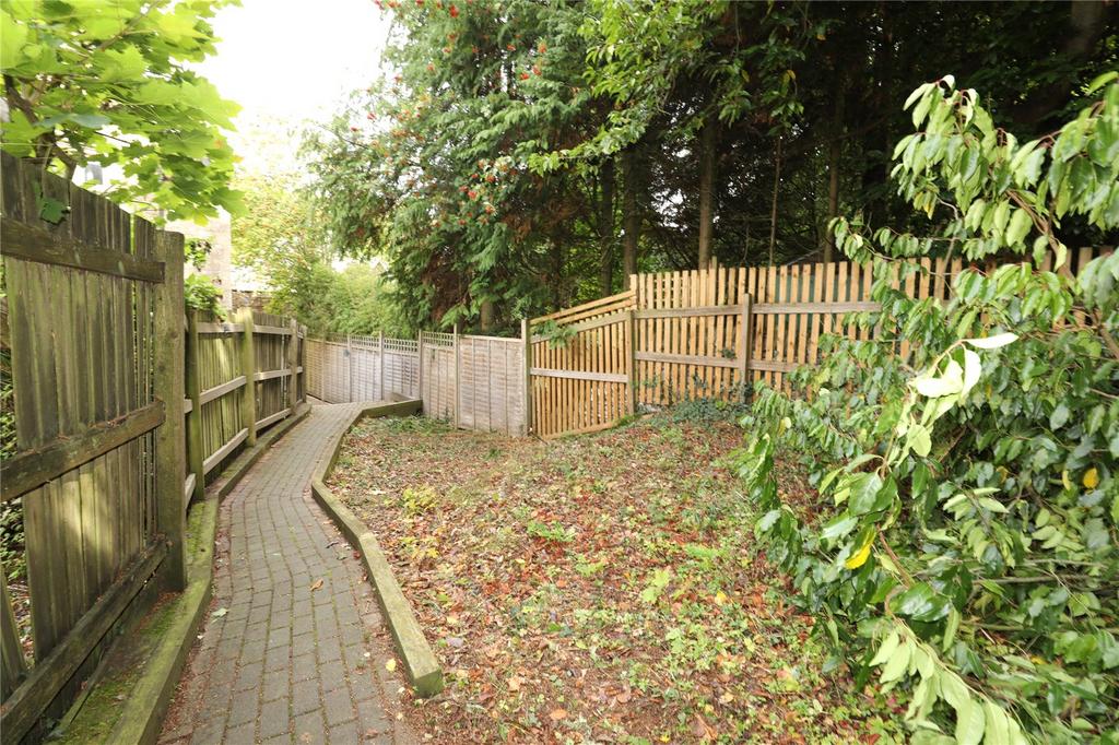 Side Private Garden