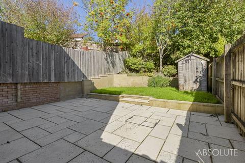6 Cayman Close, Torquay, TQ2 7GE
