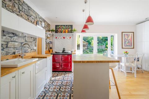 3 bedroom semi-detached house for sale, London Road, Sunningdale