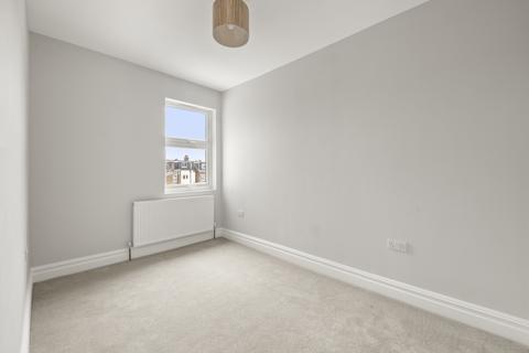 19 Osterley Park View Road, London, W7 2HG