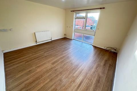 2 bedroom apartment to rent, Wexham Close, Luton, Bedfordshire, LU3 3TX