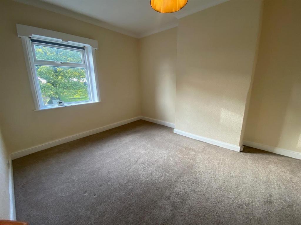 MASTER BEDROOM.jpg