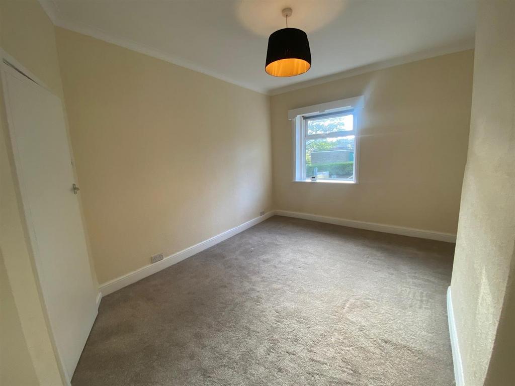 BEDROOM.jpg