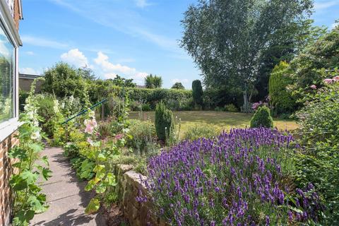 3 bedroom detached house for sale, Newbold Back Lane, Chesterfield S40
