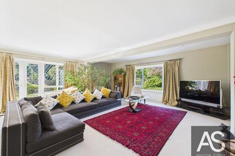 3 bedroom detached house for sale, Maple Avenue, Bexhill-On-Sea, TN39