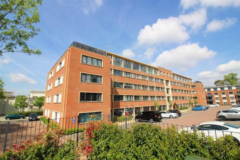 Wessex Court, Hampshire GU14