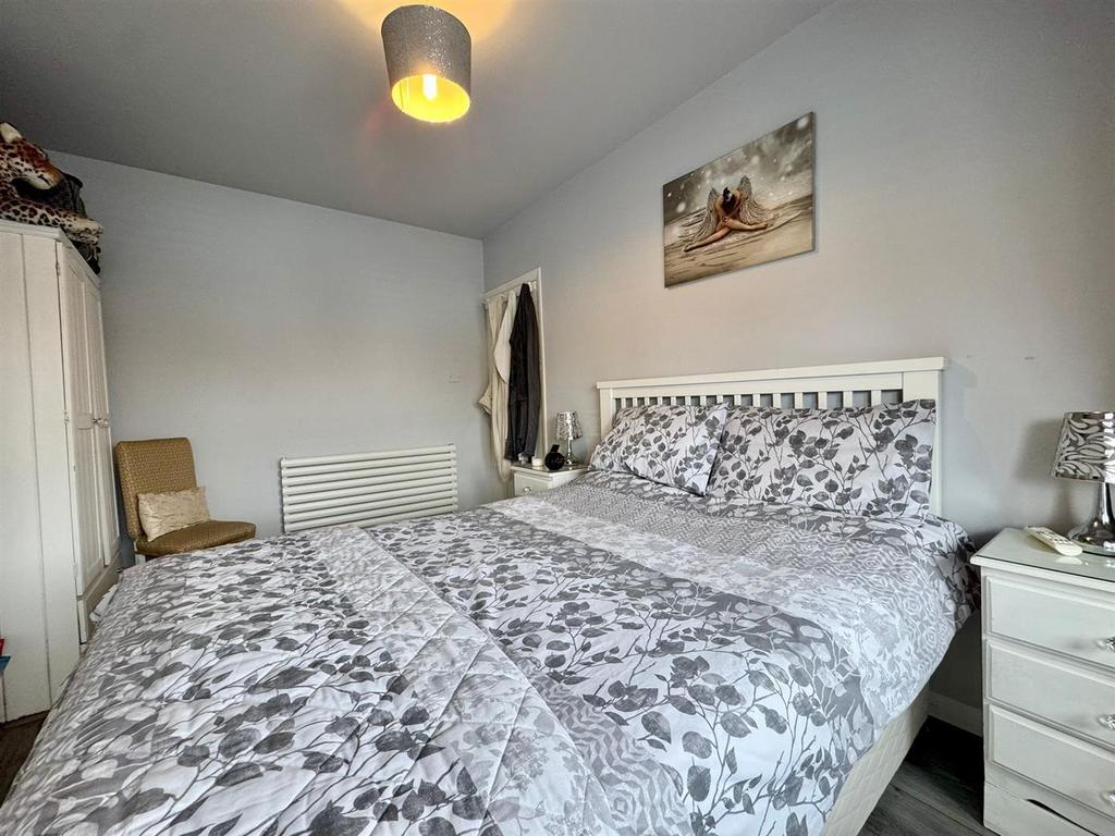 Bed 1 (2).jpg