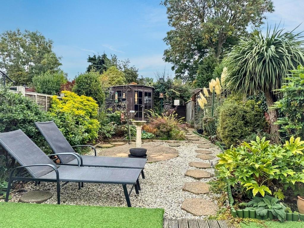 Garden (2).jpg