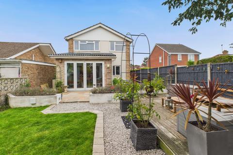 undefined, Tewkesbury Avenue, Fareham, PO15 6LL
