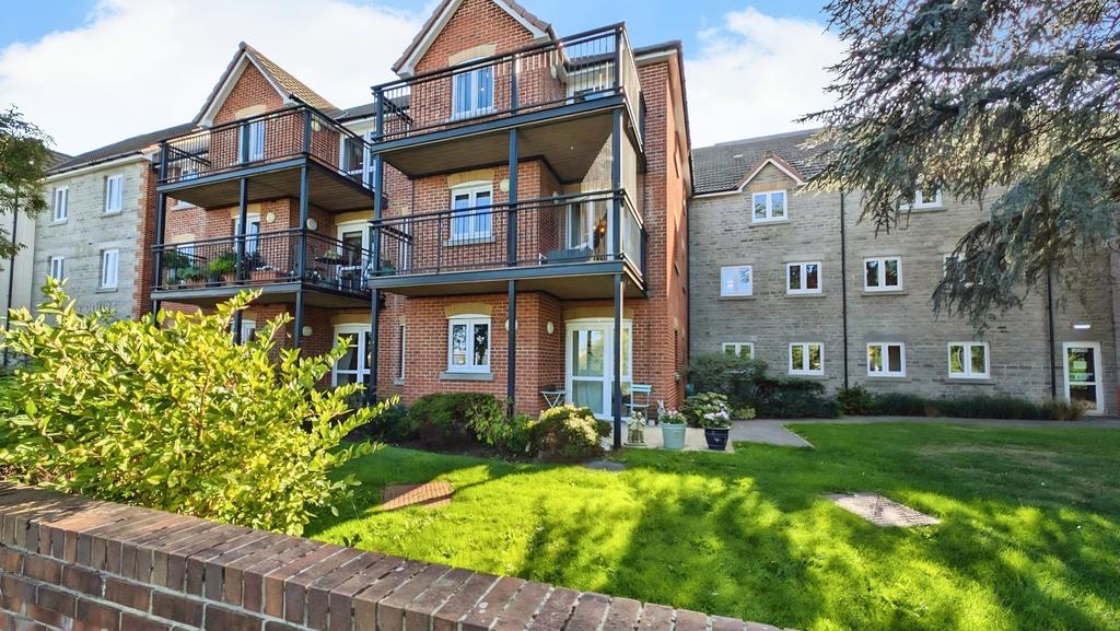 Pbox-front of house-344014.jpg