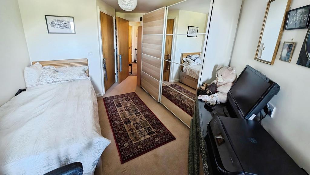 Pbox-bedroom-344014.jpg