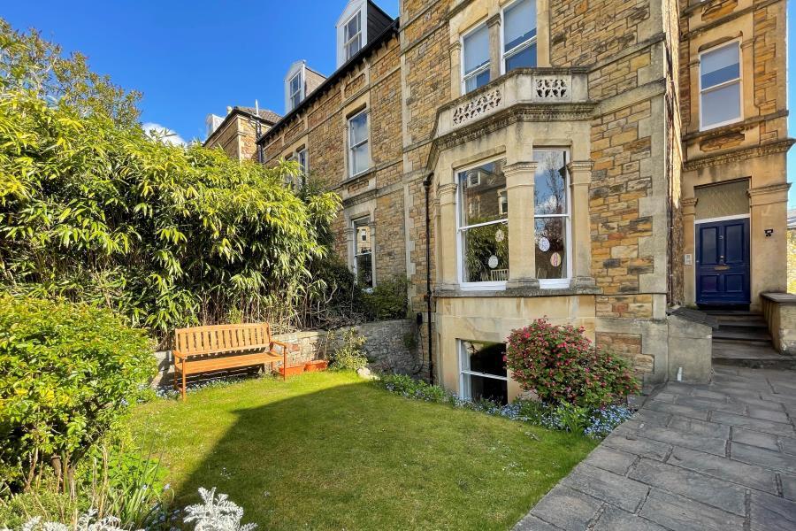 1 bedroom flat to rent