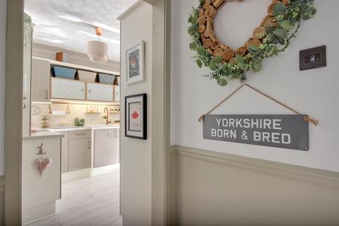4 bedroom detached house for sale, Swinemoor Lane, Beverley