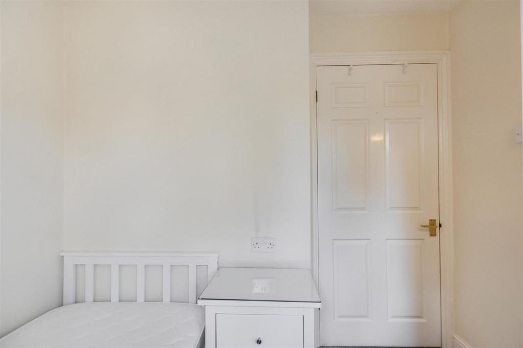 Bedroom 2 2.jpeg