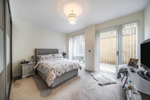 1 bedroom flat for sale, Cambridge Avenue, North Maida Vale, London, NW6