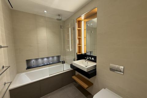 3 bedroom apartment to rent, Merchant Square, London
