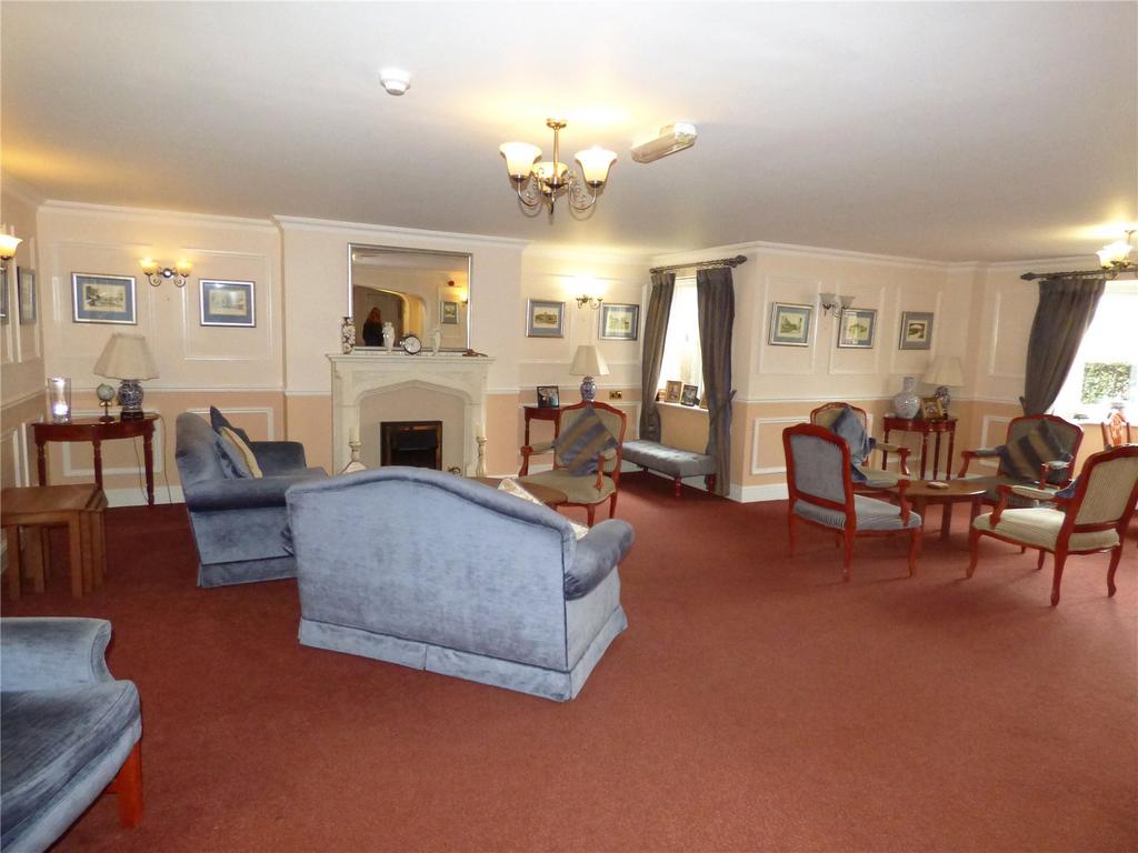 Communal Lounge