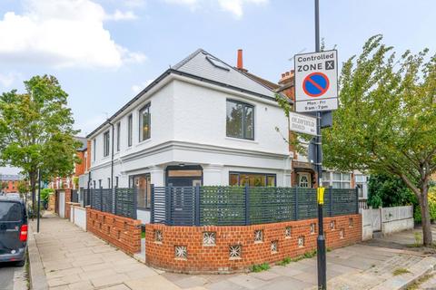 Jeddo Road, London