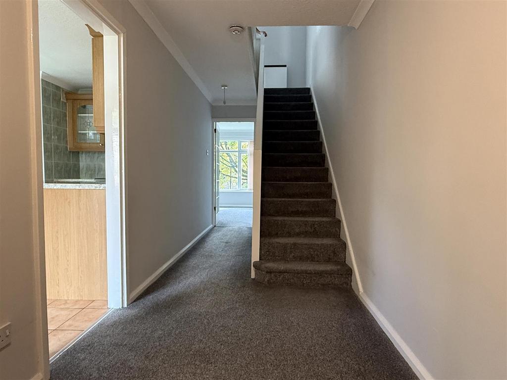 Hallway.JPG