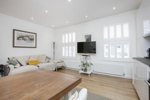 2 bedroom flat for sale, Kirkwood Road, Nunhead, SE15