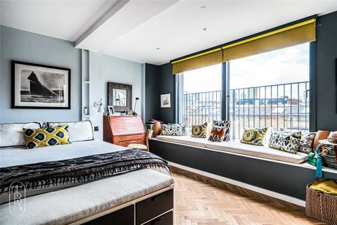 2 bedroom penthouse for sale, Curtain Road, London, EC2A