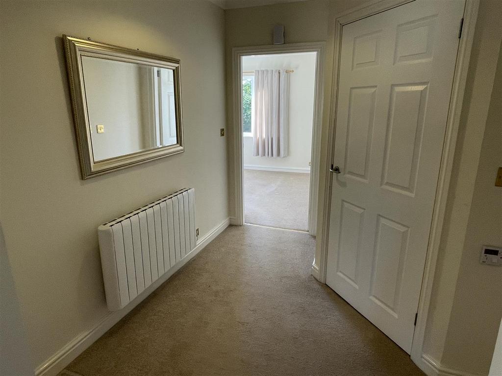 Entrance Hall.JPG
