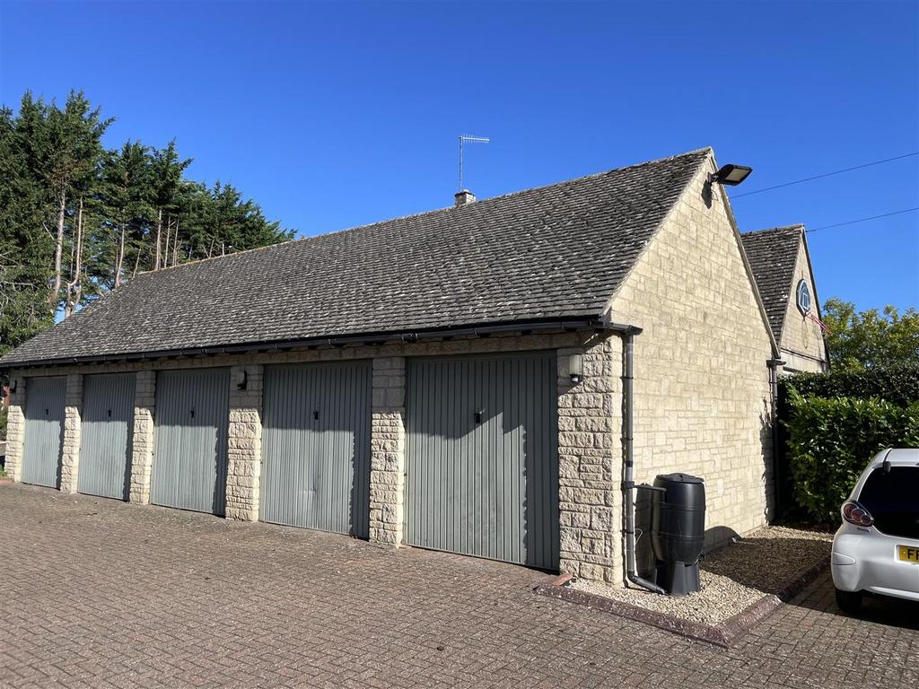 Garage Block.JPG