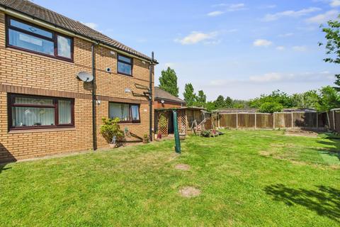 undefined, Powlers Close, Stourbridge, DY9 9HH